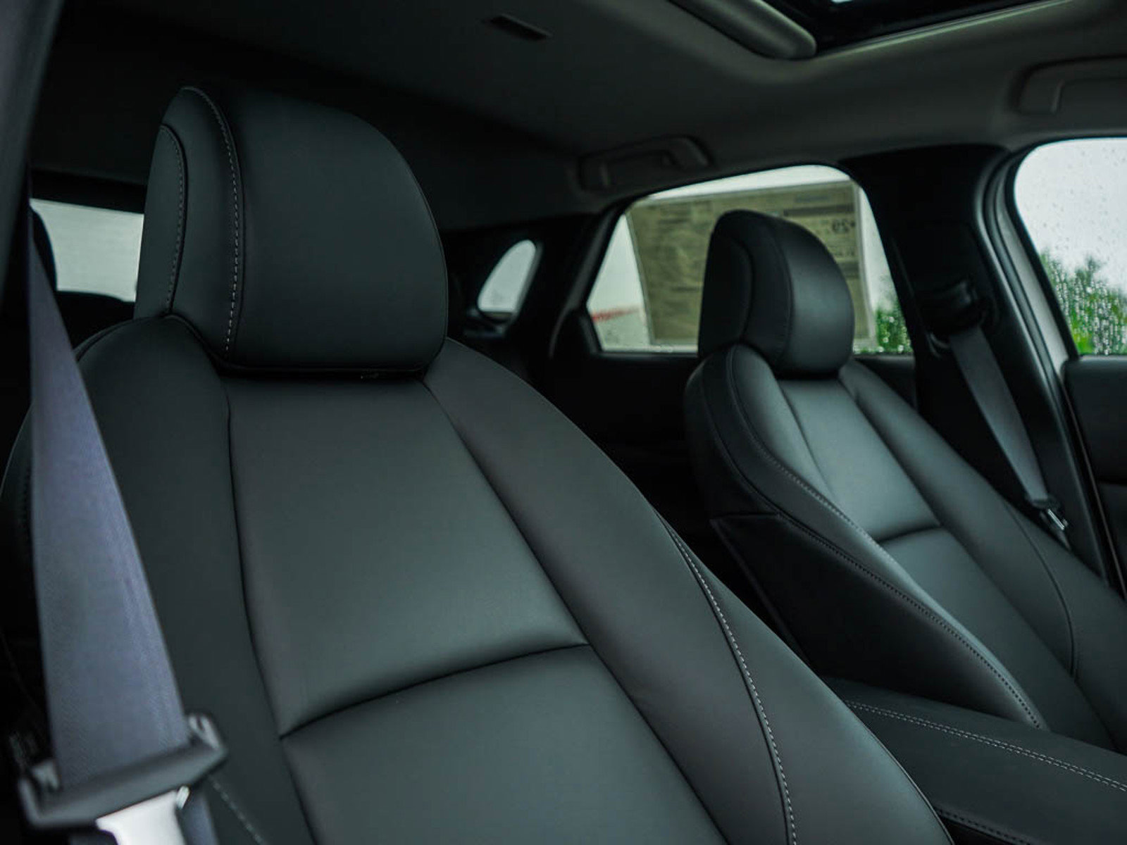 2025 Mazda CX-30 2.5 S Preferred photo 9