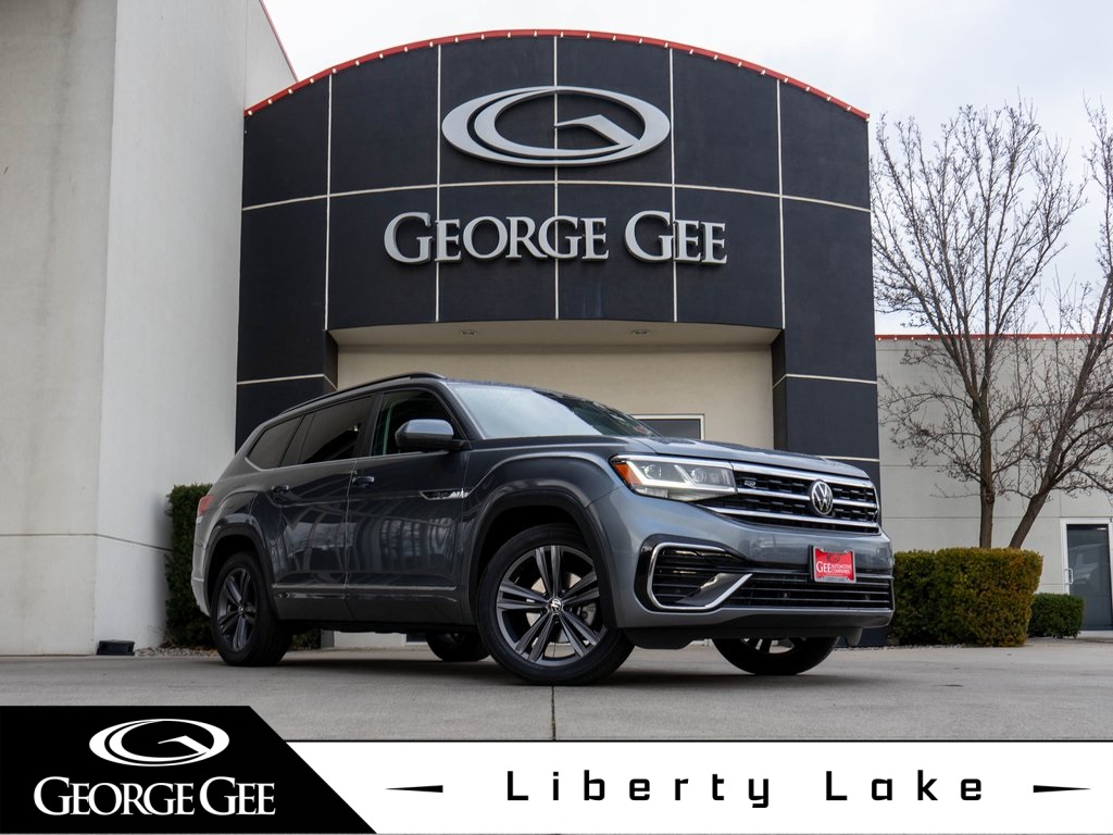 2021 Volkswagen Atlas SE w/Tech R-Line's photo