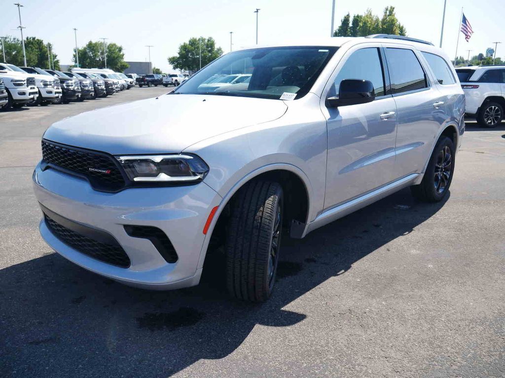 2025 Dodge Durango GT photo 3