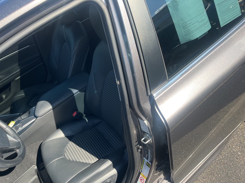 2018 Toyota Camry LE photo 10