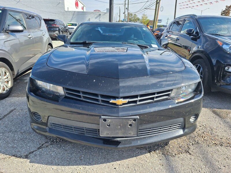 2015 Chevrolet Camaro photo 2
