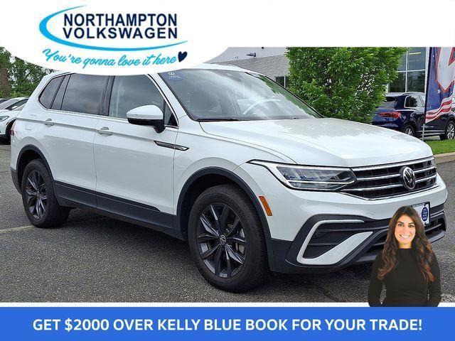 2022 Volkswagen Tiguan SE photo 2