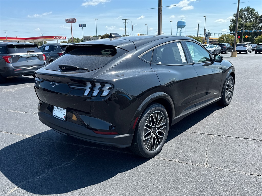 2025 Ford Mustang Mach-E Premium photo 2