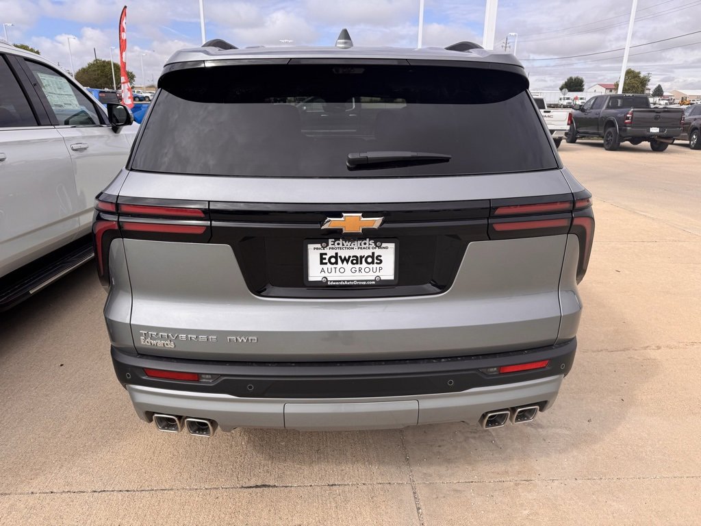 2026 Chevrolet Traverse photo 7