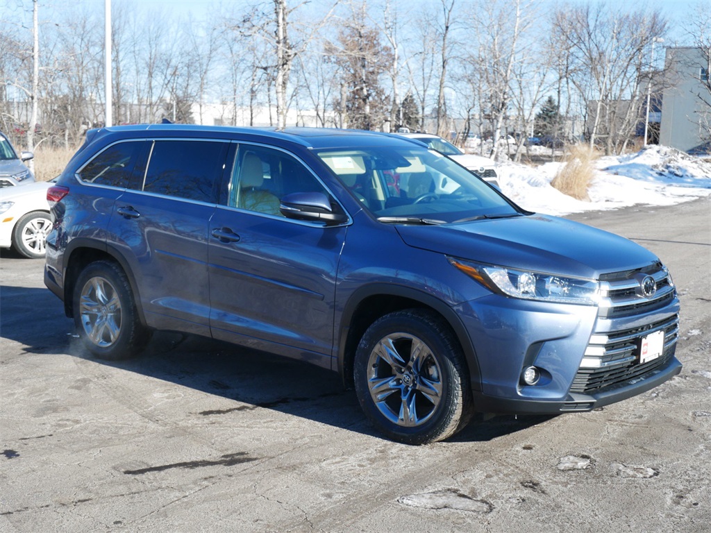 Certified 2019 Toyota Highlander Limited Platinum with VIN 5TDDZRFH5KS937421 for sale in Minneapolis, Minnesota