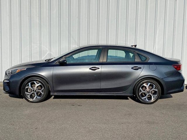 2021 Kia Forte LXS photo 3