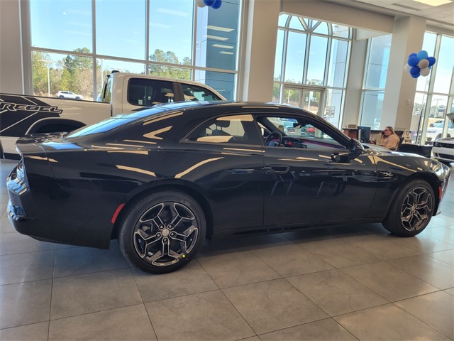 2025 Dodge Charger R/T photo 11