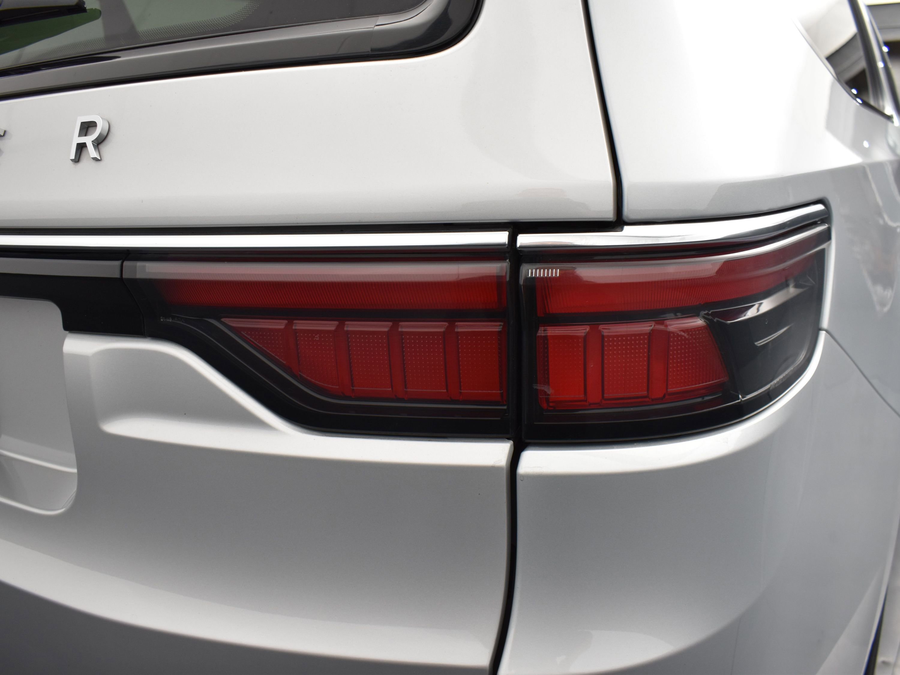 2024 Jeep Wagoneer L Base photo 7