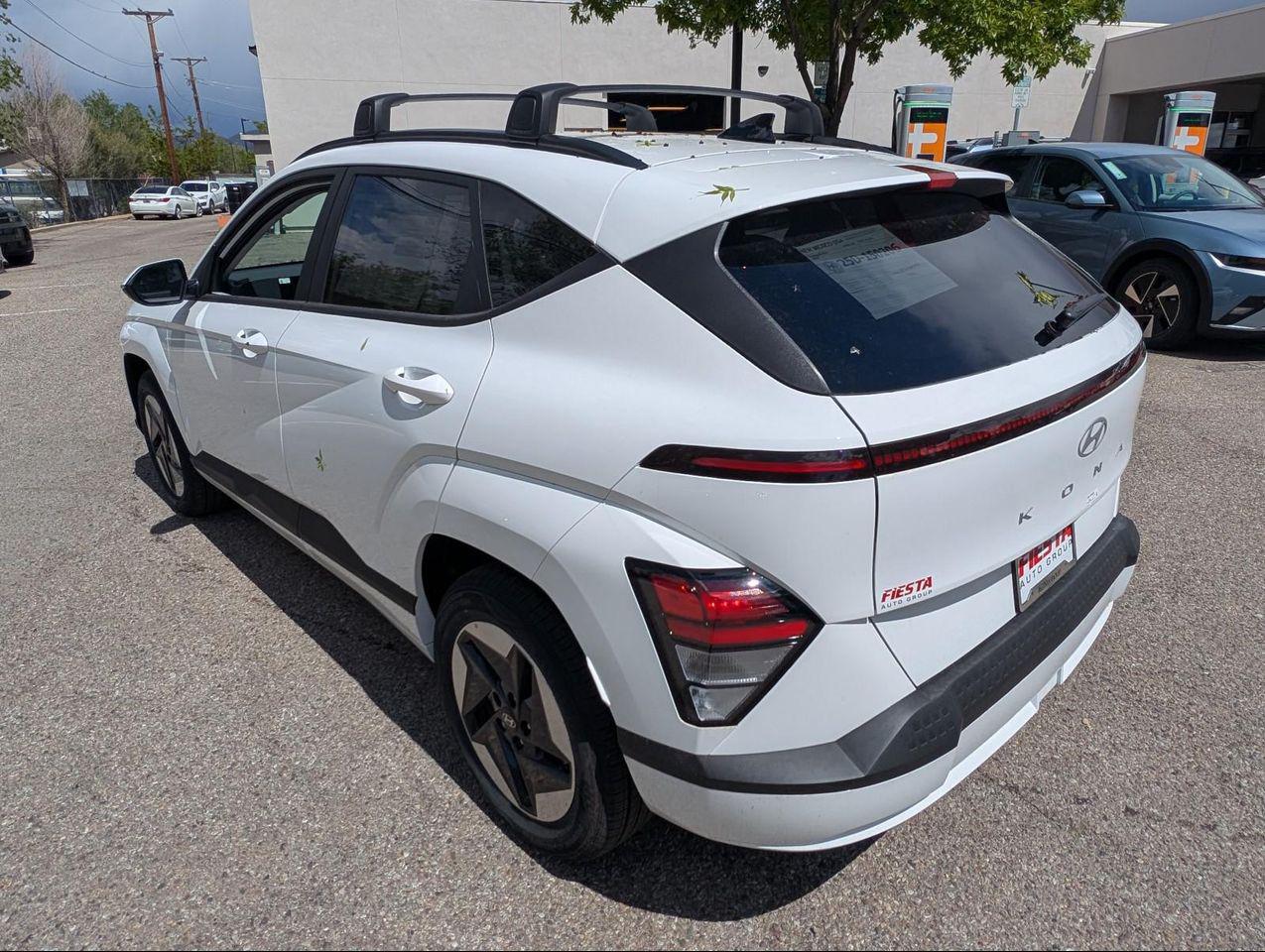 2025 Hyundai Kona Electric SEL photo 4