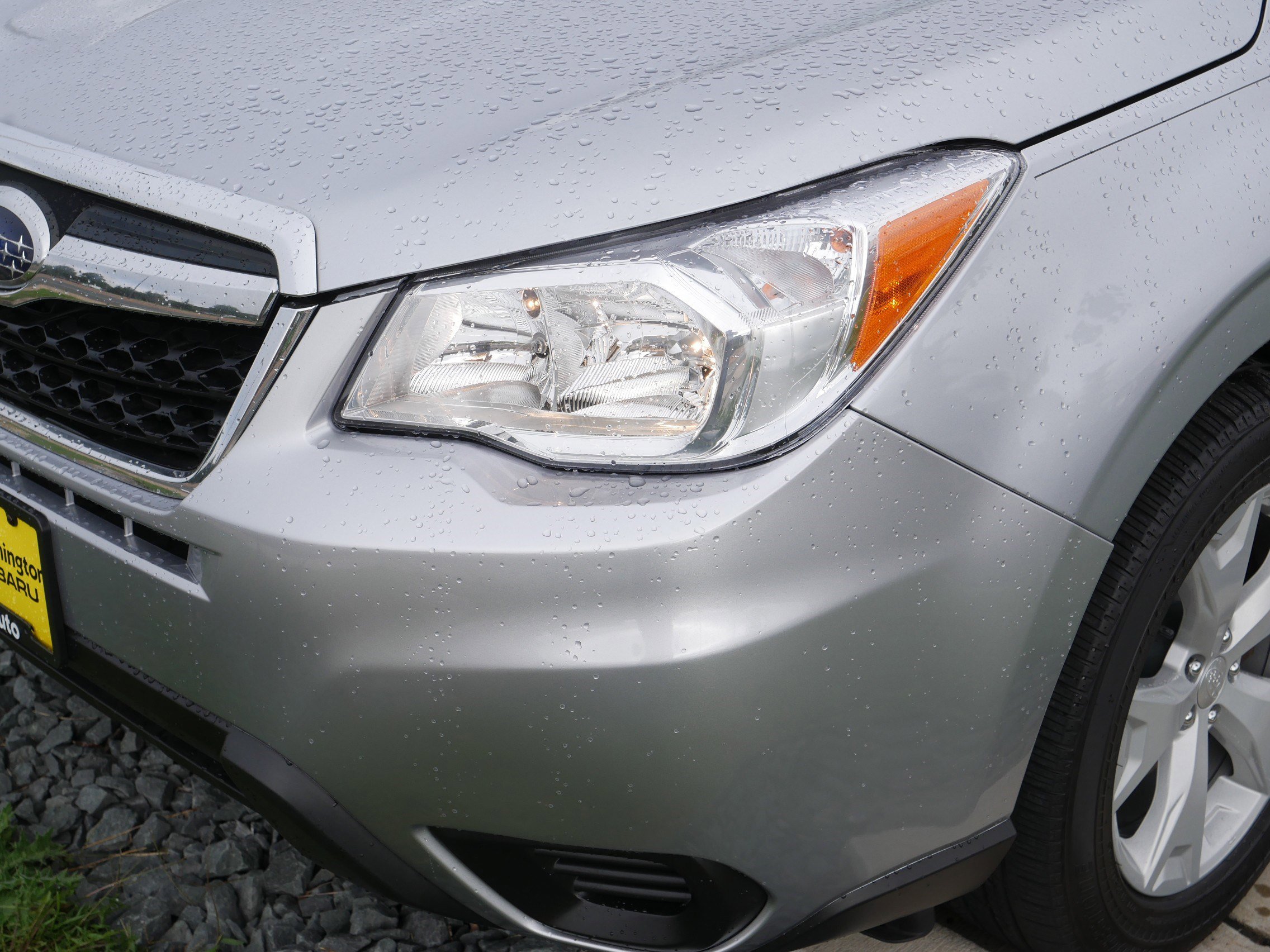 2014 Subaru Forester 2.5i Premium photo 16