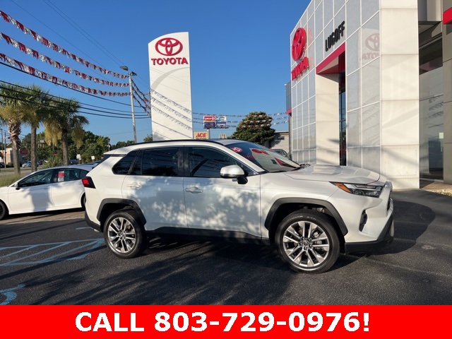 2023 Toyota RAV4 XLE Premium photo 2