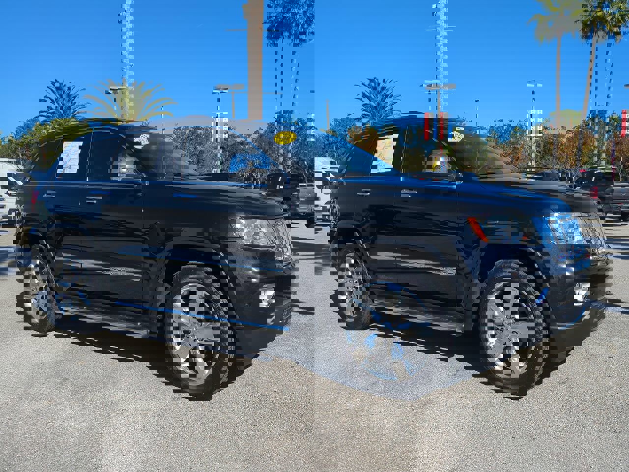 2013 Jeep Grand Cherokee Overland Summit's photo