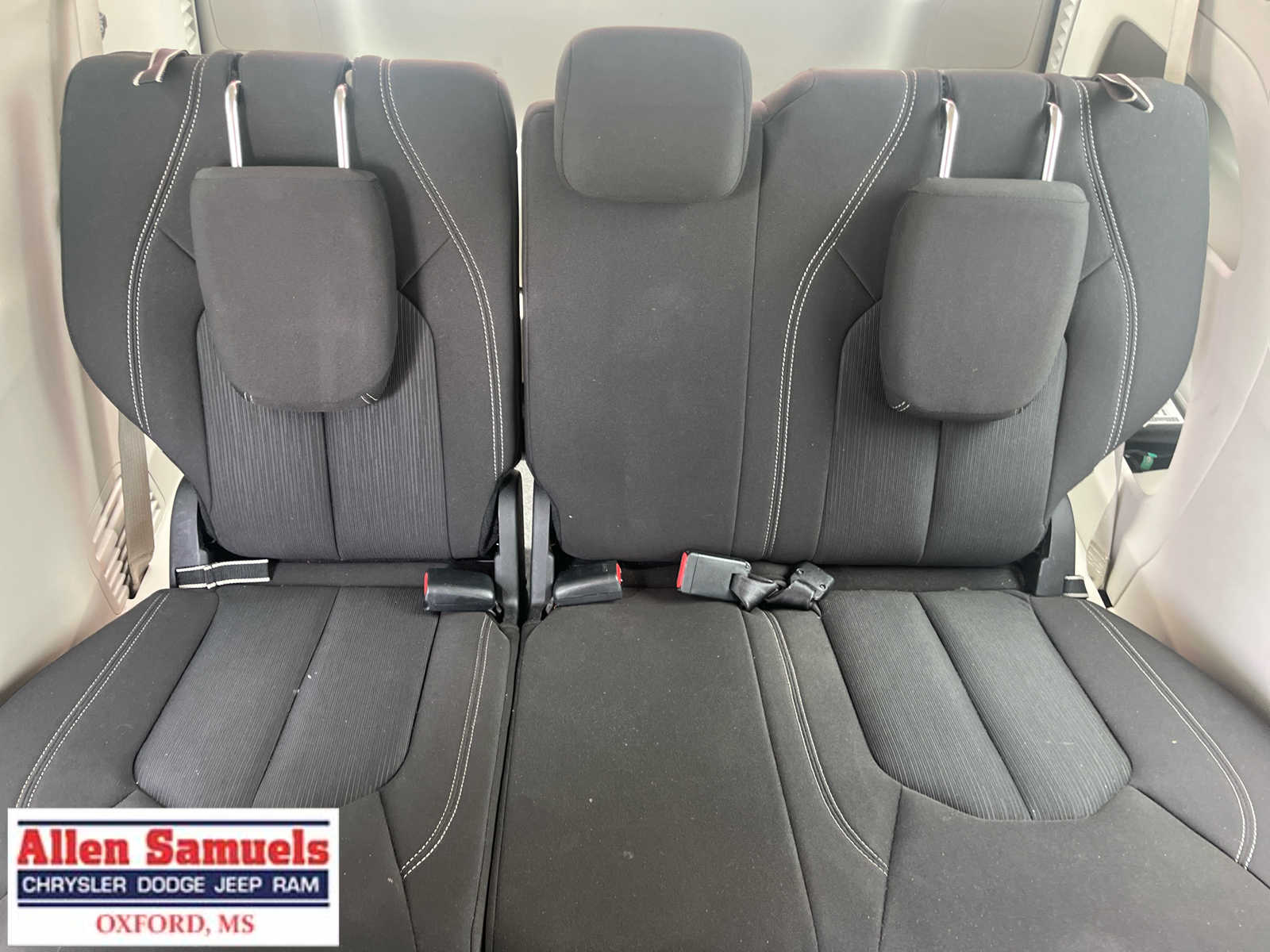2023 Chrysler Voyager LX photo 23