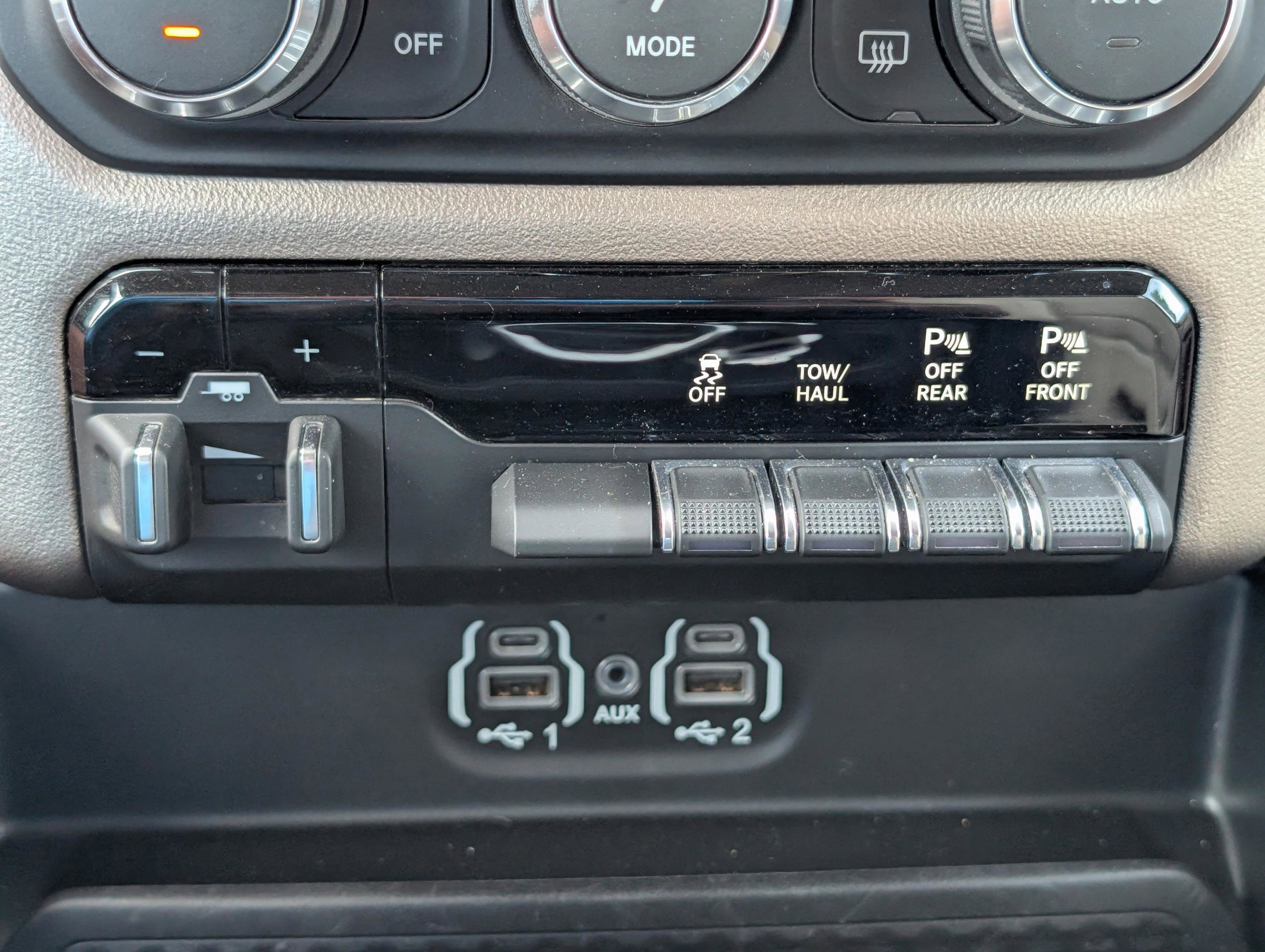 2020 Ram 1500 Laramie photo 20
