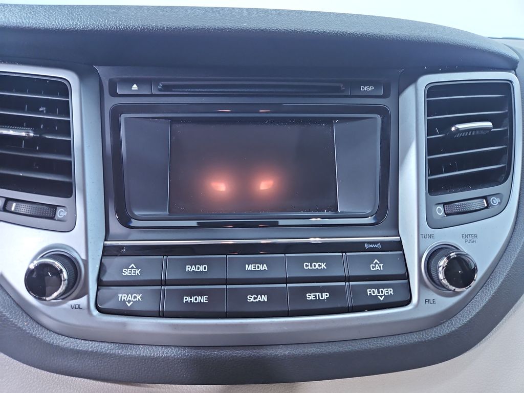 2017 Hyundai Tucson SE photo 16