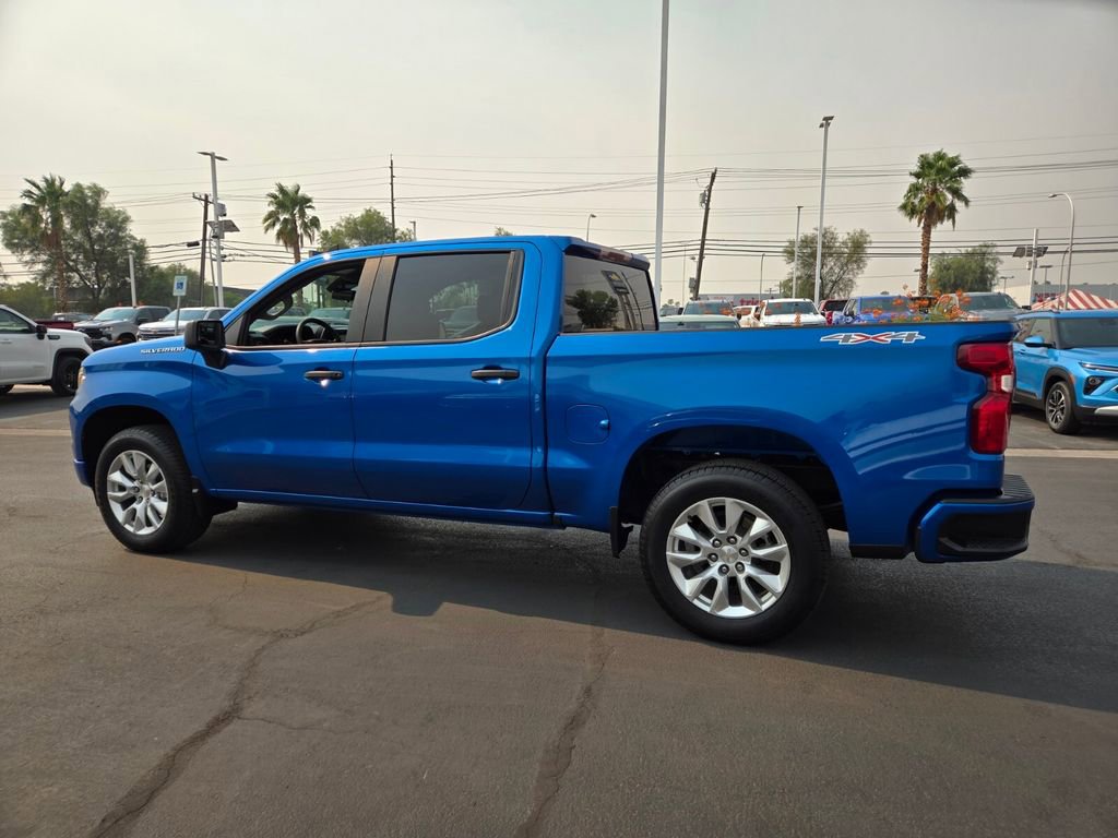 2024 Chevrolet Silverado 1500 Custom photo 4
