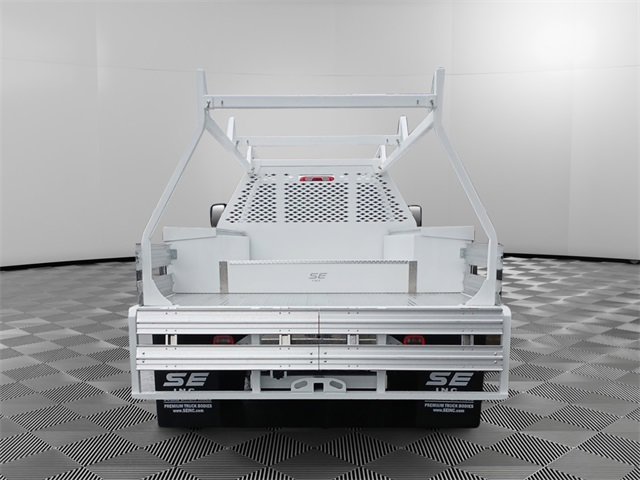 2024 Chevrolet Silverado 5500HD Work Truck photo 4