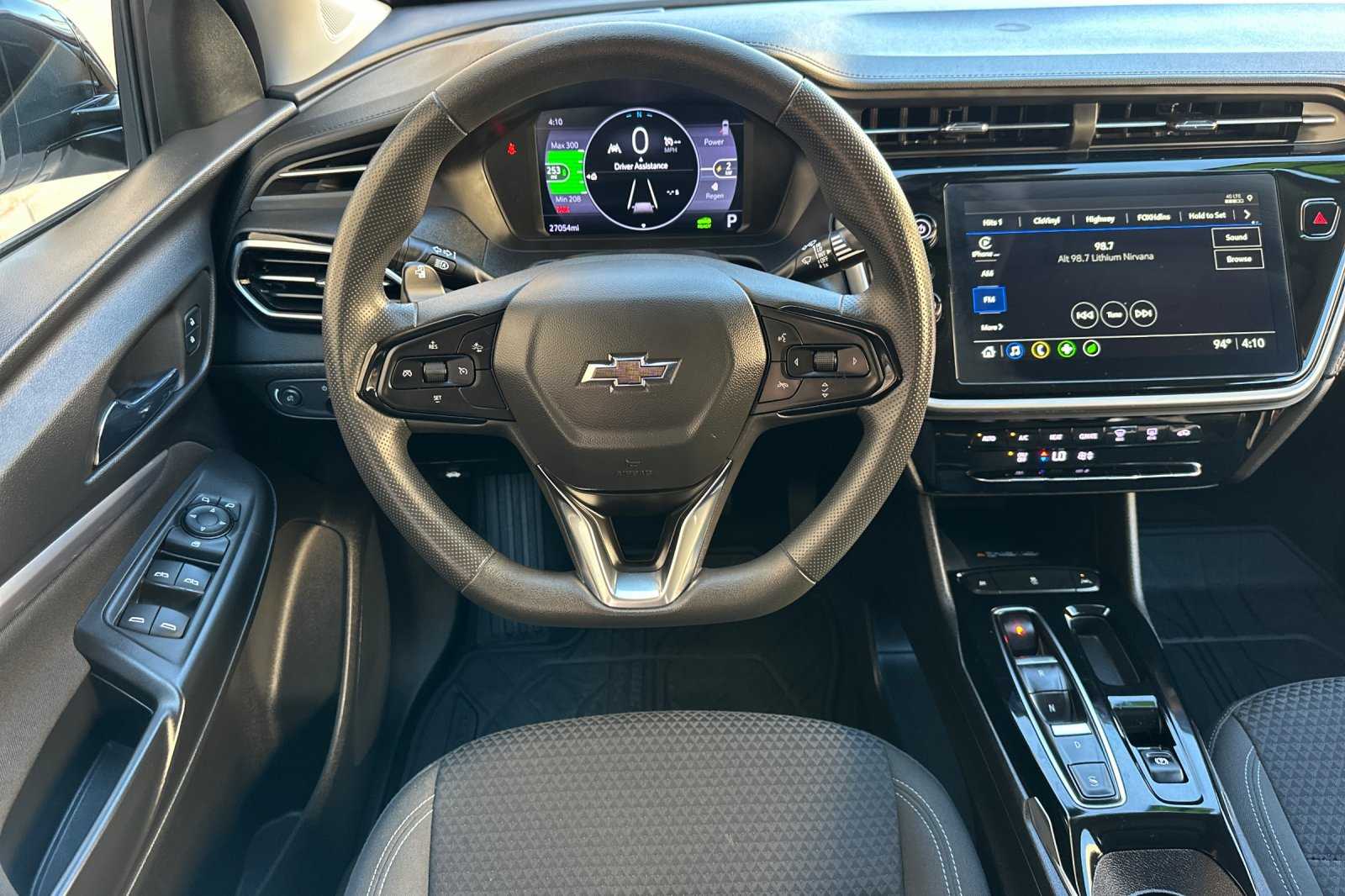 2023 Chevrolet Bolt EUV photo 13