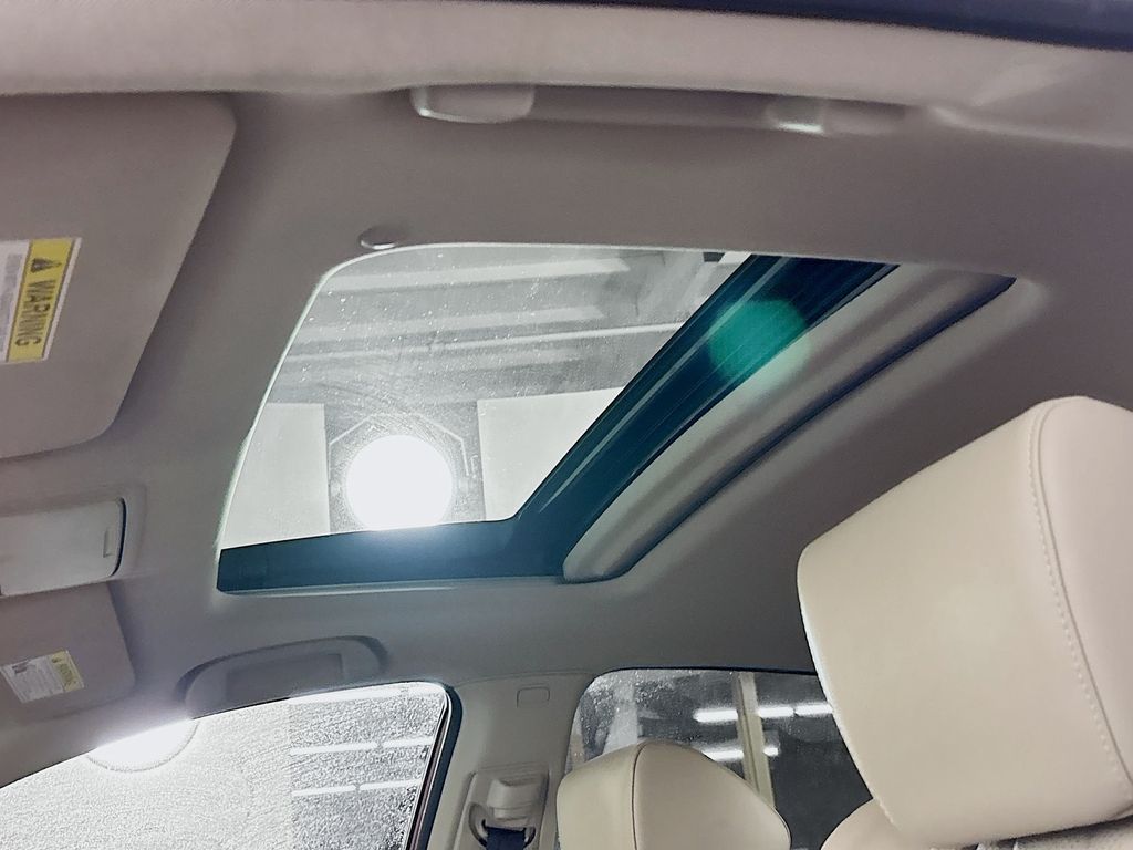 2018 Honda Accord Touring photo 18