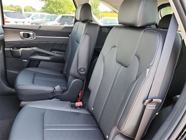 2026 Kia Sorento X-Line SX photo 12