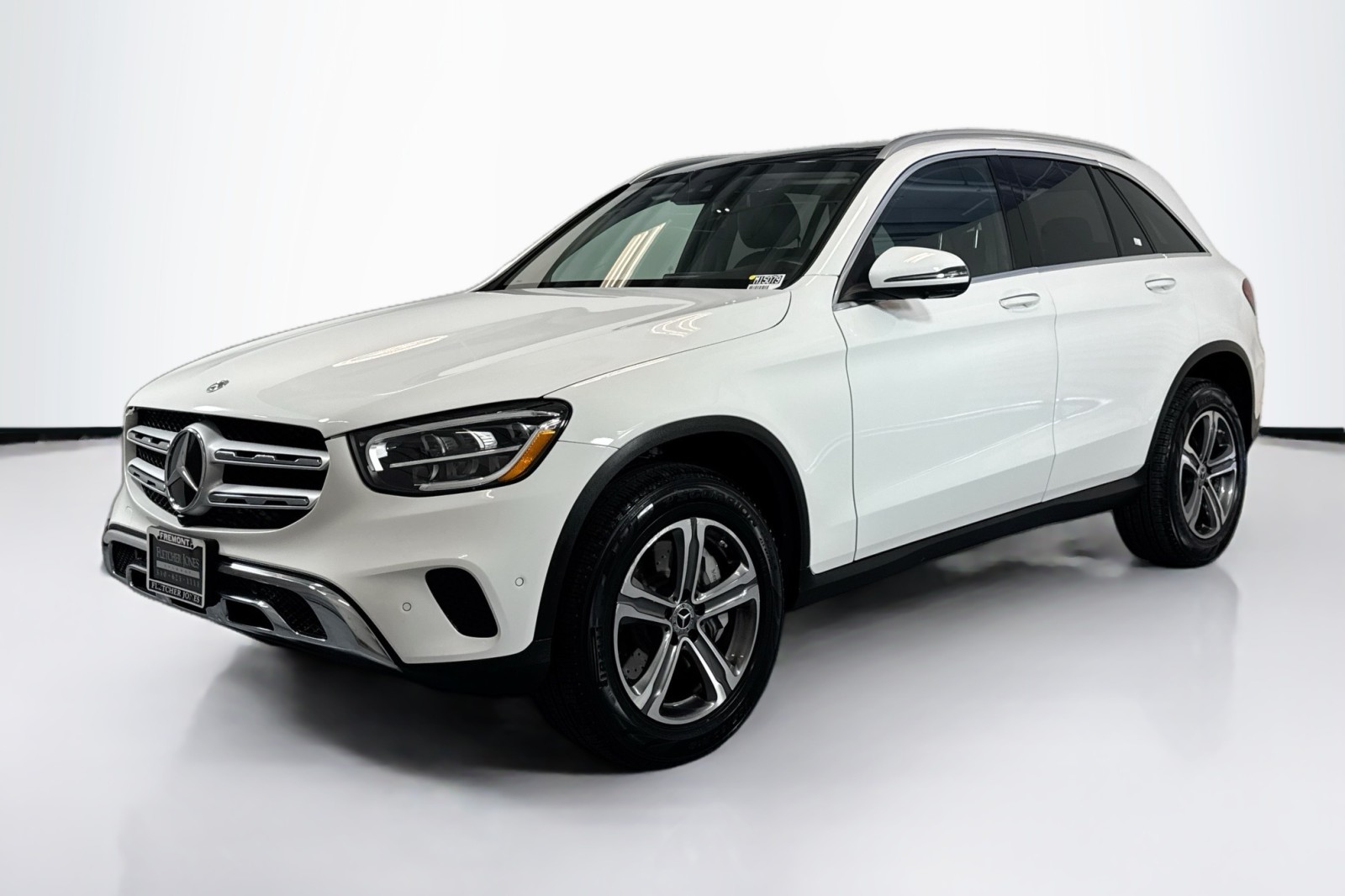 2022 Mercedes-Benz GLC GLC300's photo
