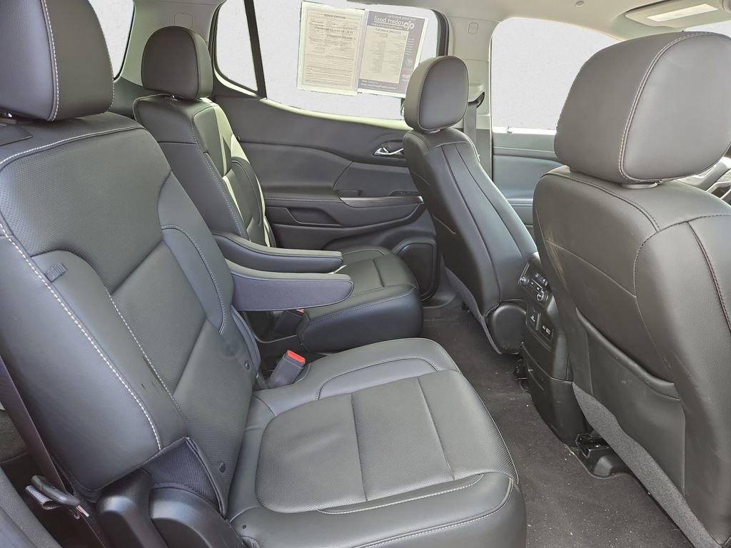 2023 Gmc Acadia SLT photo 16