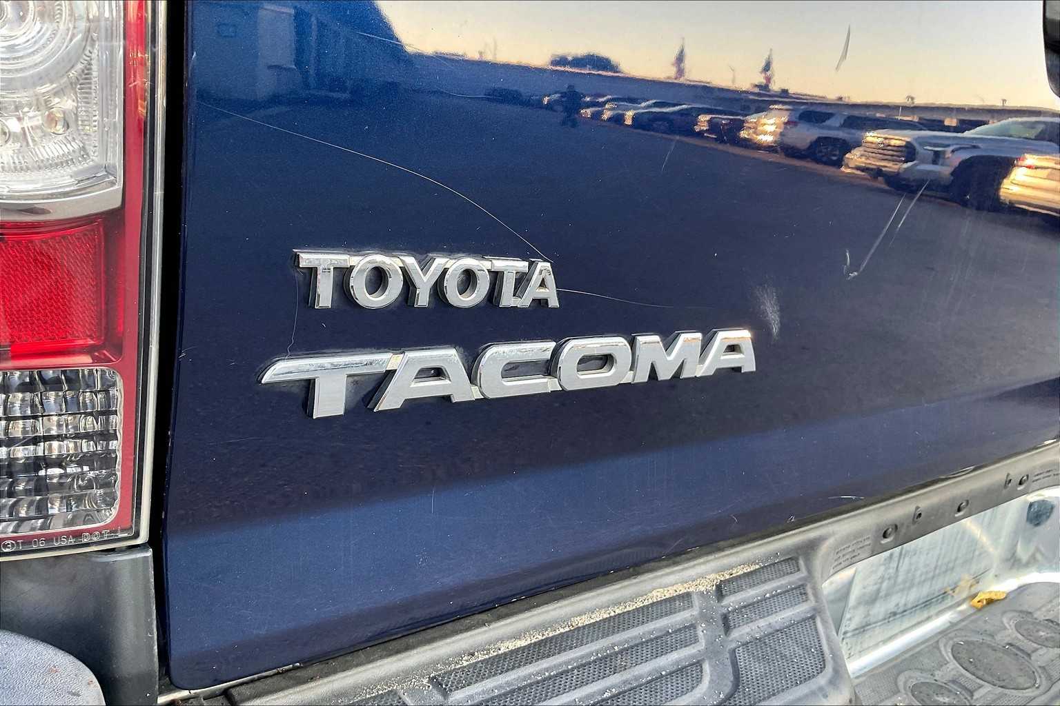 2012 Toyota Tacoma PreRunner photo 28