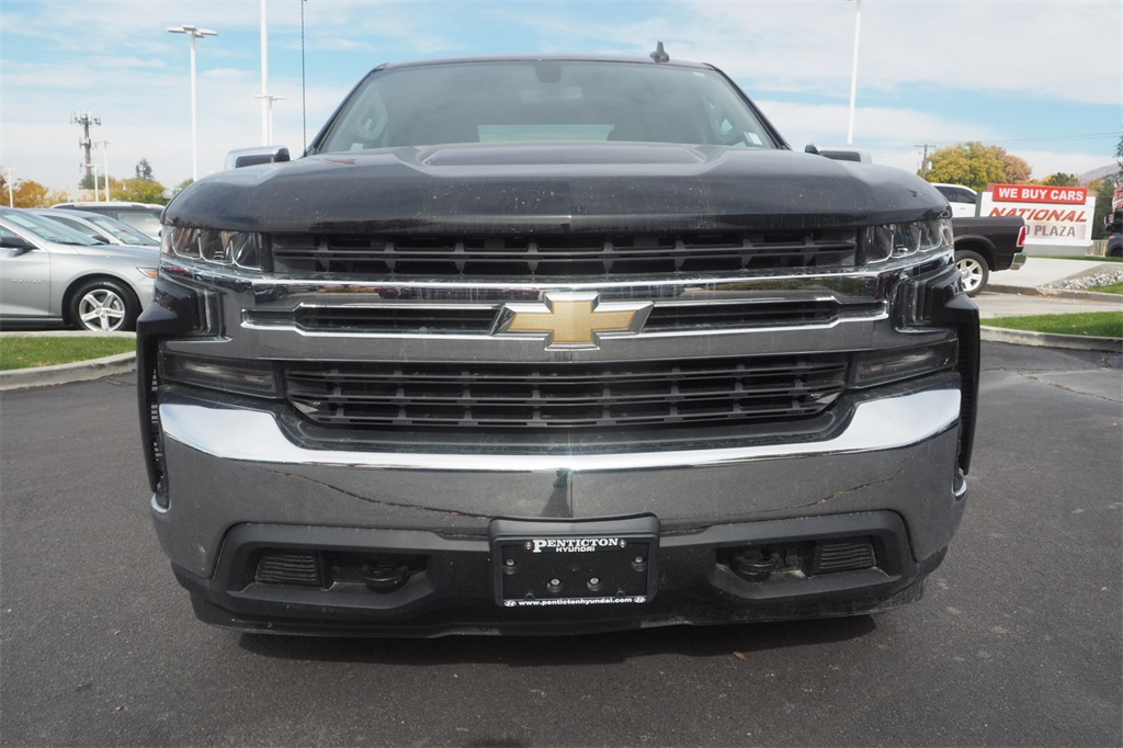 2019 Chevrolet Silverado 1500 LT photo 2