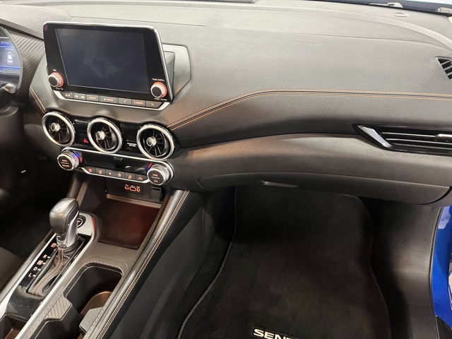 2022 Nissan Sentra SR photo 16