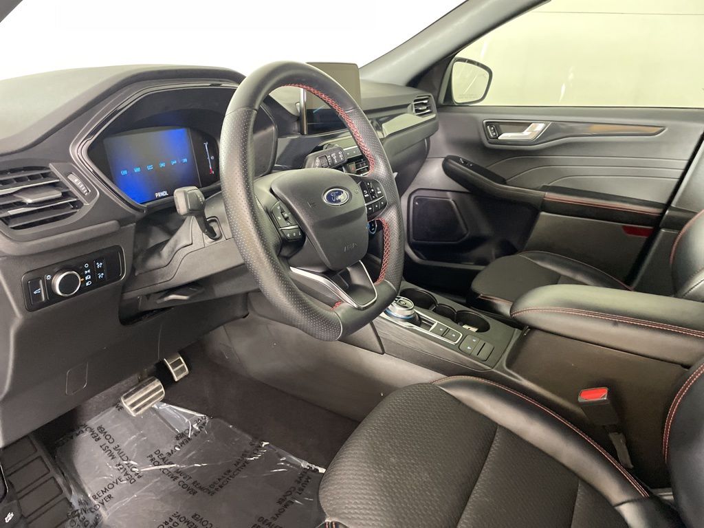 2024 Ford Escape ST-Line photo 23