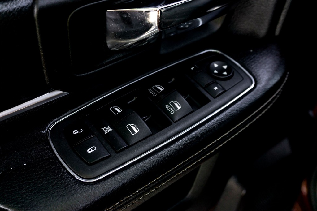 2022 Ram 1500 Classic Warlock photo 11