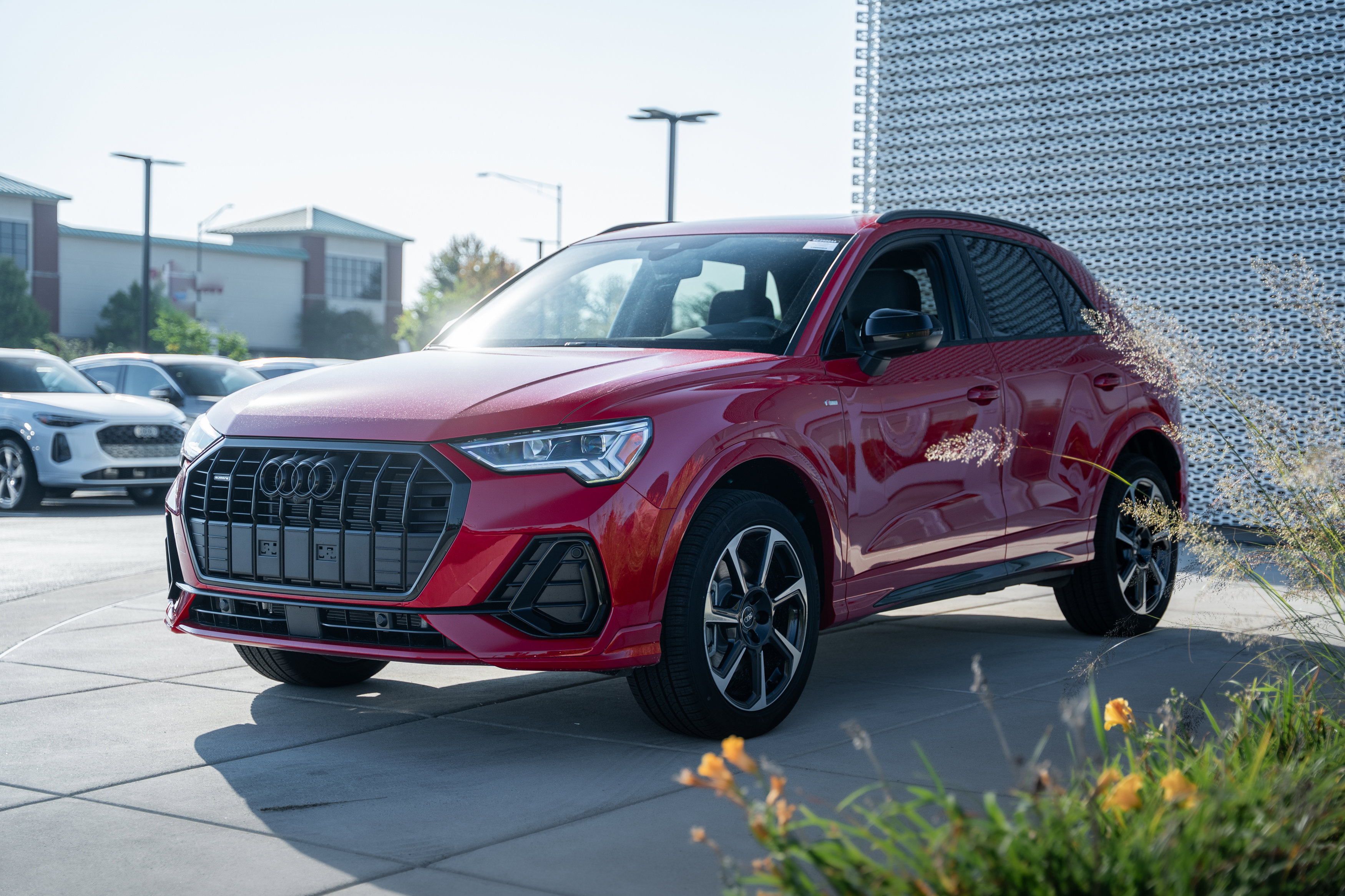 2025 Audi Q3 S line Premium Plus photo 2
