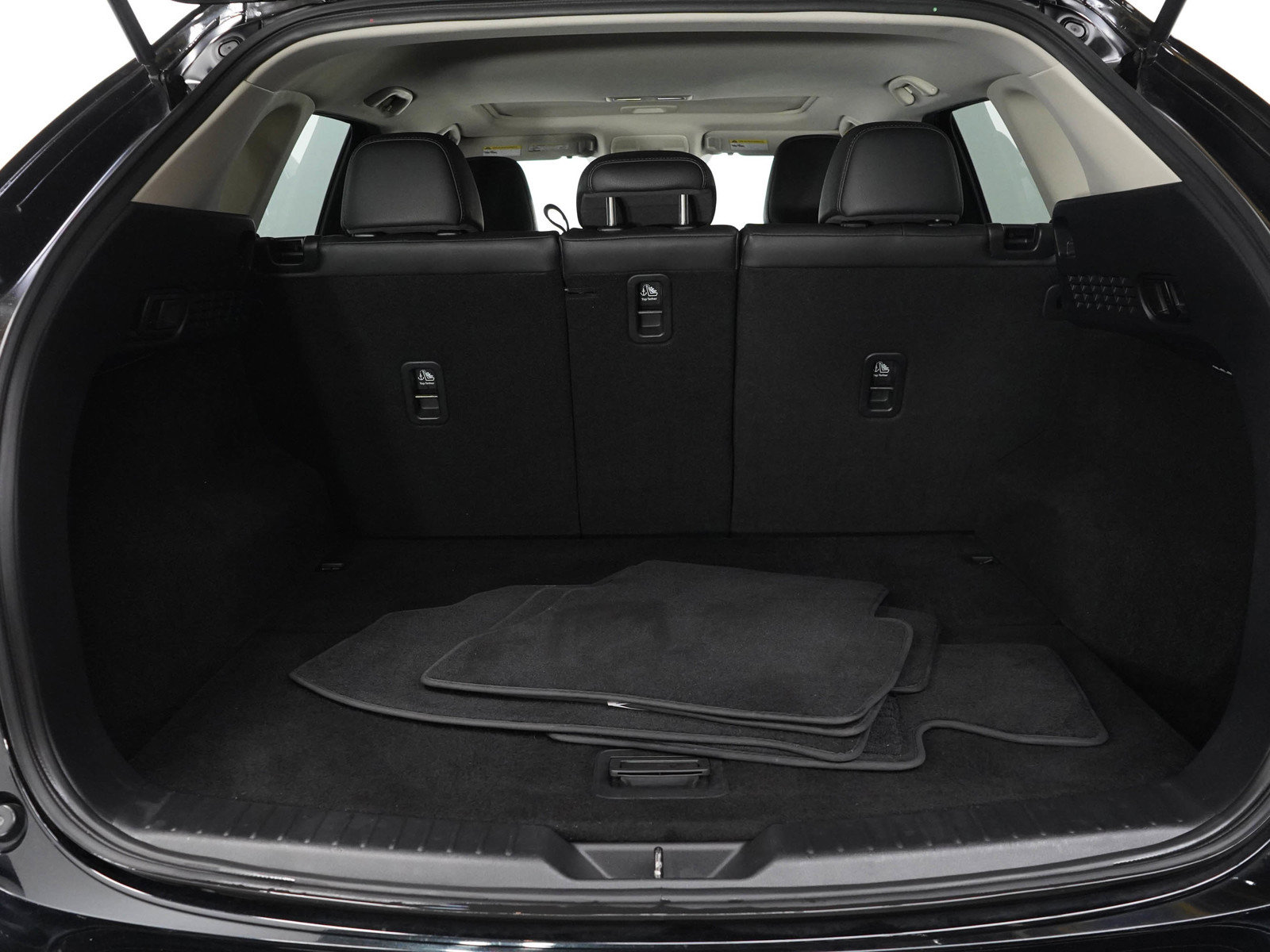 2023 Mazda CX-5 2.5 S Preferred photo 12