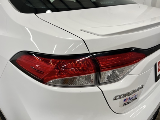 2023 Toyota Corolla SE photo 6