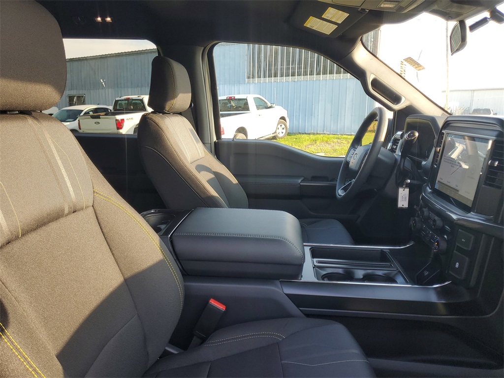2025 Ford F-150 STX photo 27