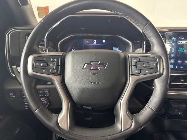2022 Chevrolet Silverado 1500 RST photo 18