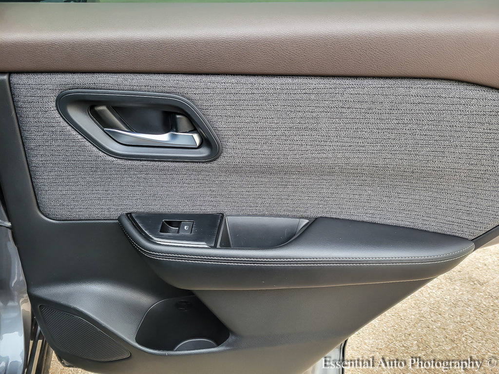 2023 NISSAN ROGUE - Image 19