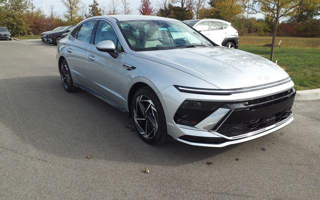 2026 Hyundai Sonata SEL Sport photo 4