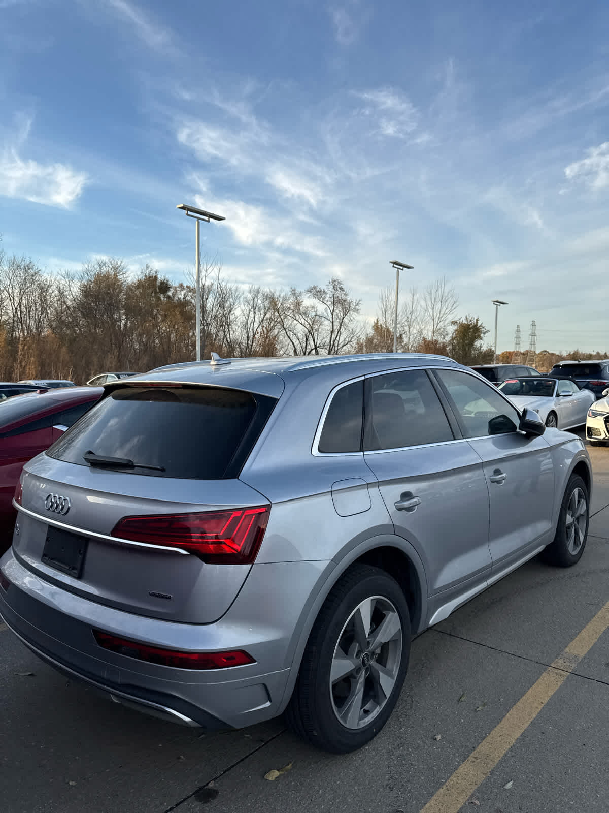 2023 Audi Q5 Premium Plus photo 2