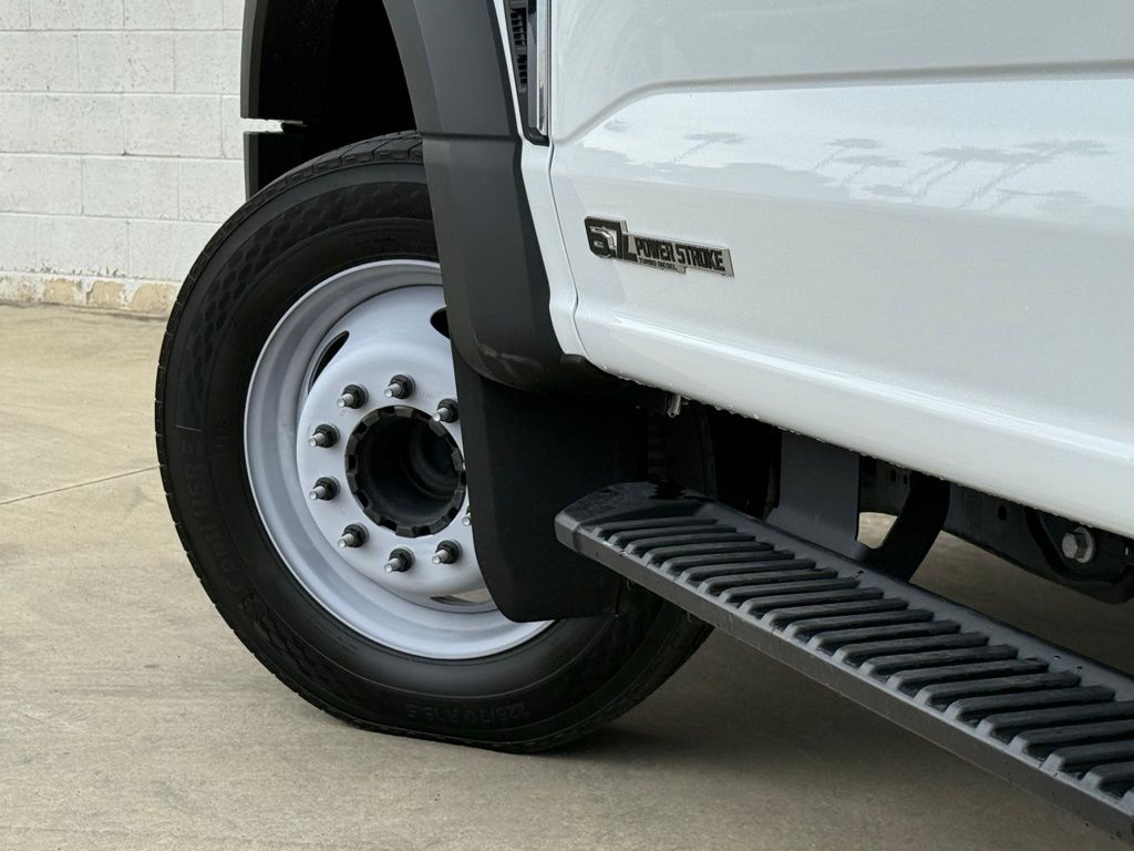 2024 Ford F-450 XL photo 14