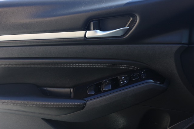 2021 Nissan Altima 2.5 SV photo 22