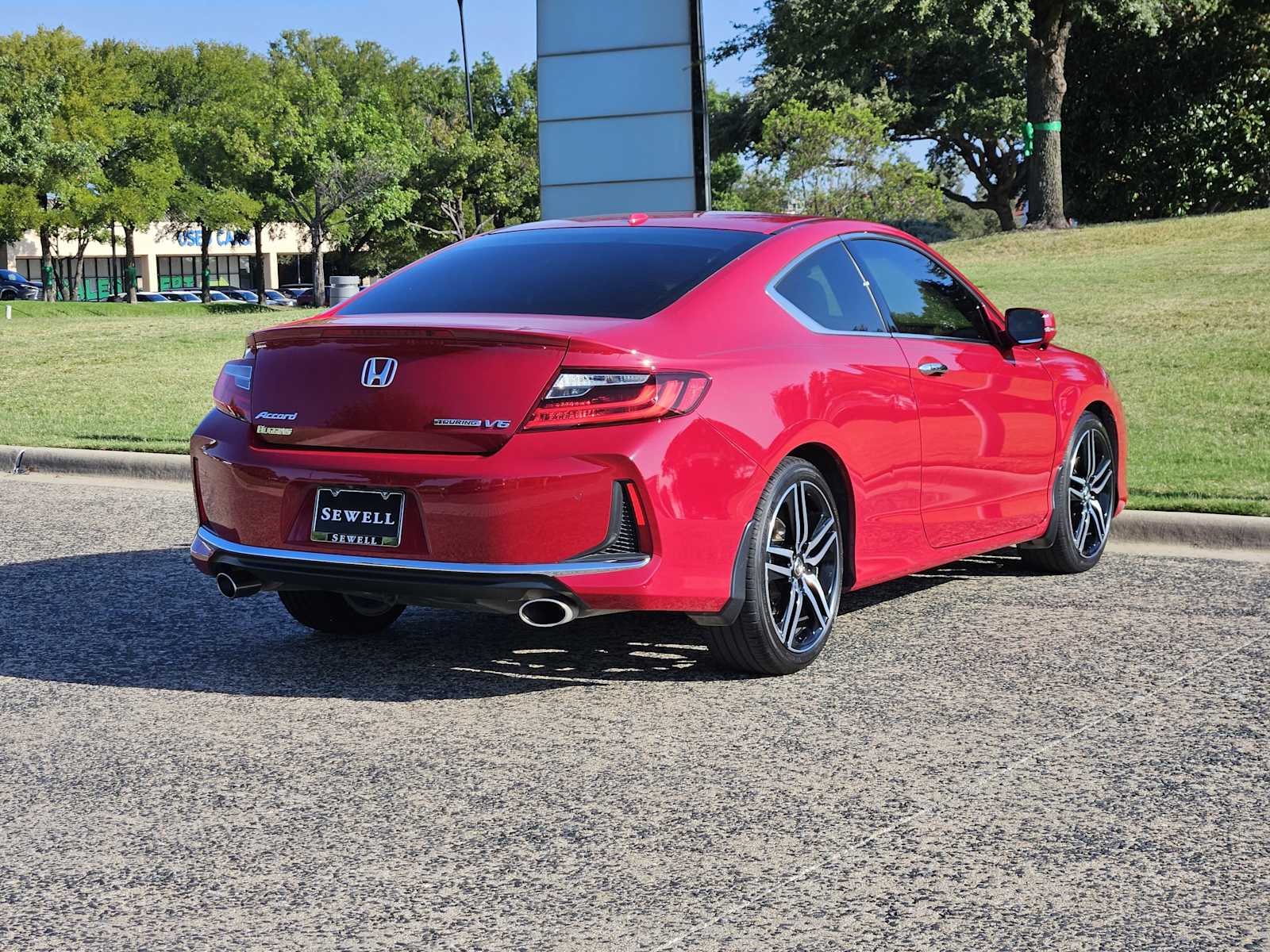 2016 Honda Accord Touring photo 4