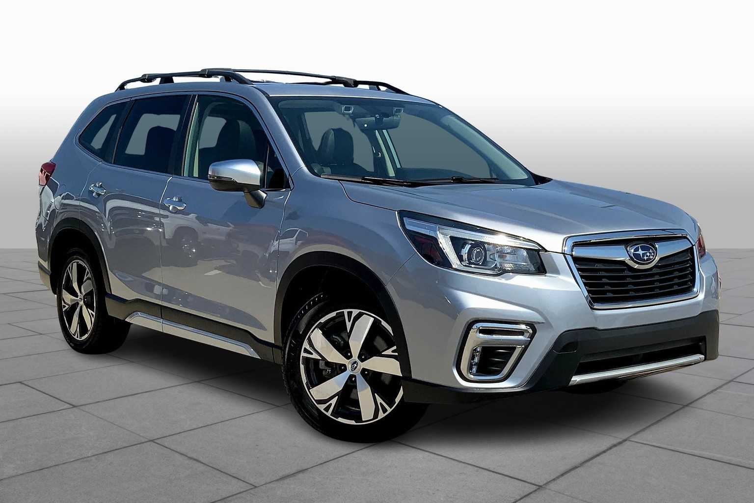 2019 Subaru Forester Touring photo 4