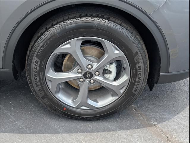 2025 Ford Escape Hybrid ST-Line photo 14