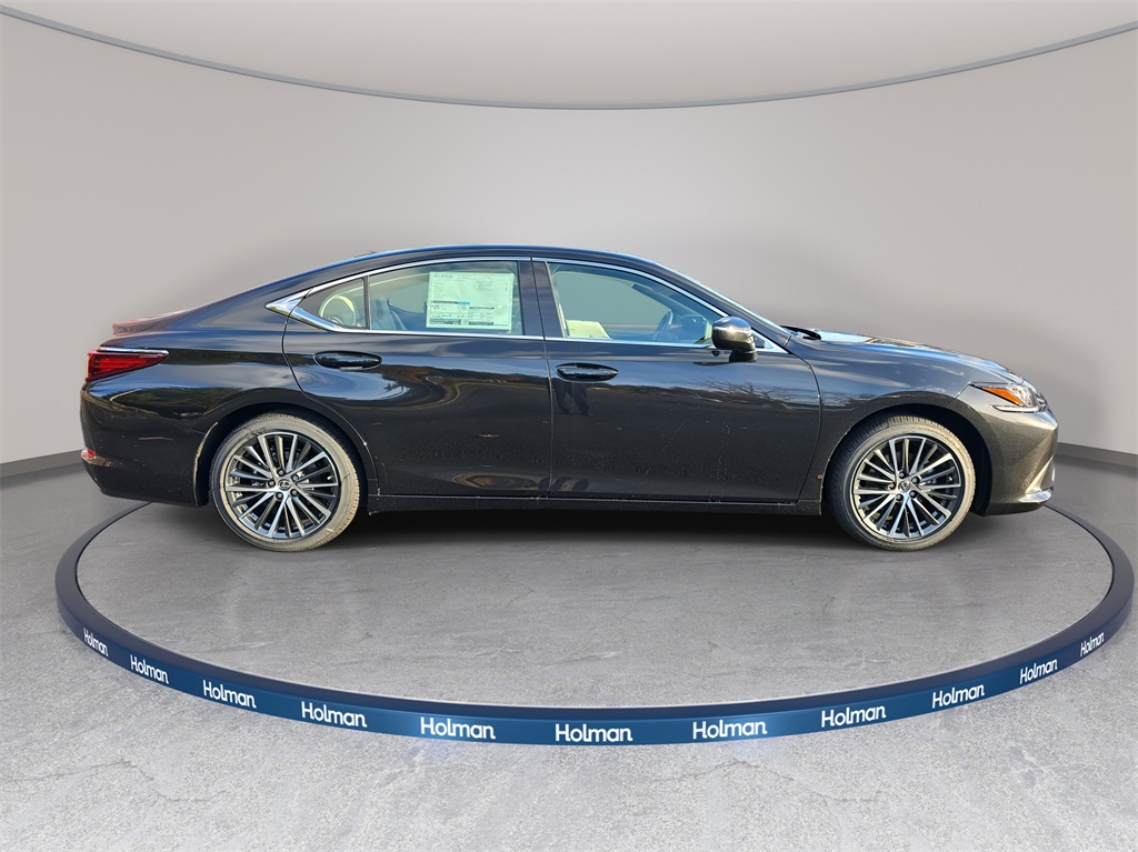 2025 Lexus ES 350 photo 4