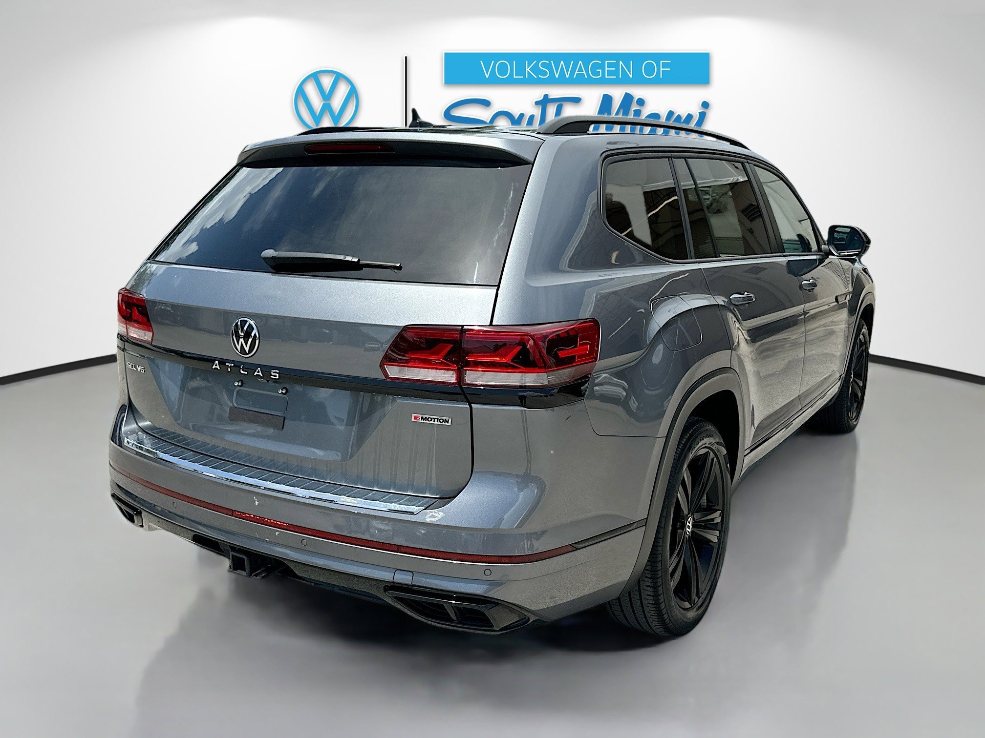 2022 Volkswagen Atlas V6 SEL R-Line photo 4