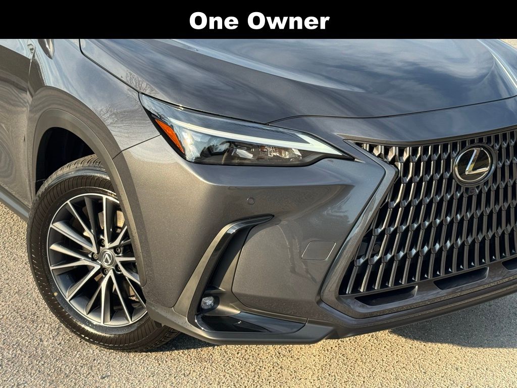 2025 Lexus NX 350 Premium photo 4
