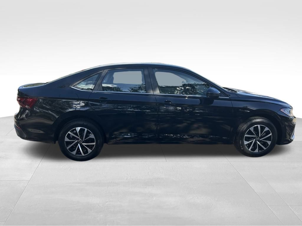 2026 Volkswagen Jetta 1.5T S photo 3