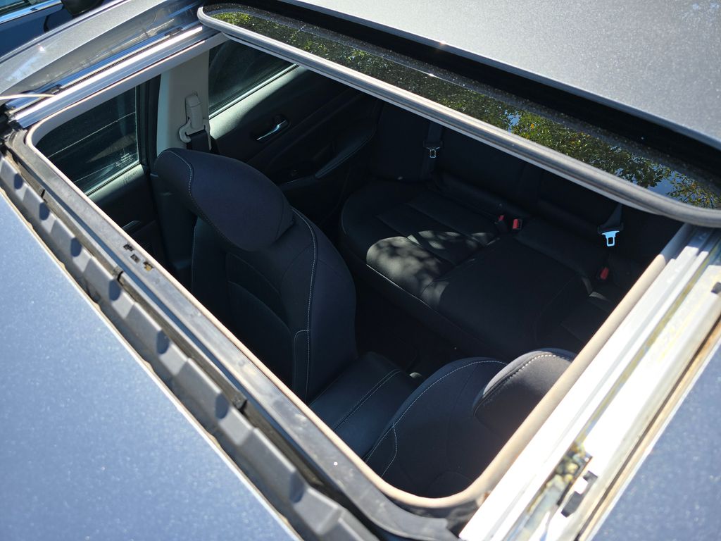 2020 Nissan Altima 2.5 SV photo 16