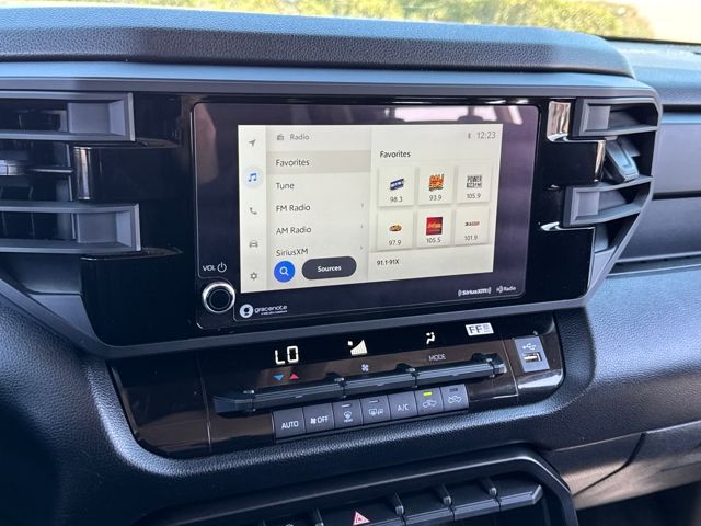 2023 Toyota Tundra SR5 photo 9